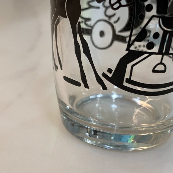 Adorable 1940s Juice/Kids Drinking Glasses (set of 4) - Picture 16 of 16